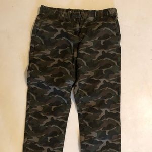 Gap Camo pants. Sz 4